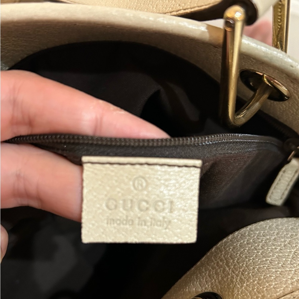 GUCCI GG Monogram Small Eclipse Tote (Oyster/Cream Color) - Great Condition - Picture 10 of 13